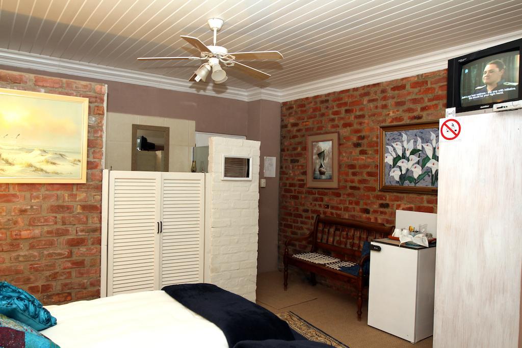 Oceanview Guesthouse Struisbaai Room photo